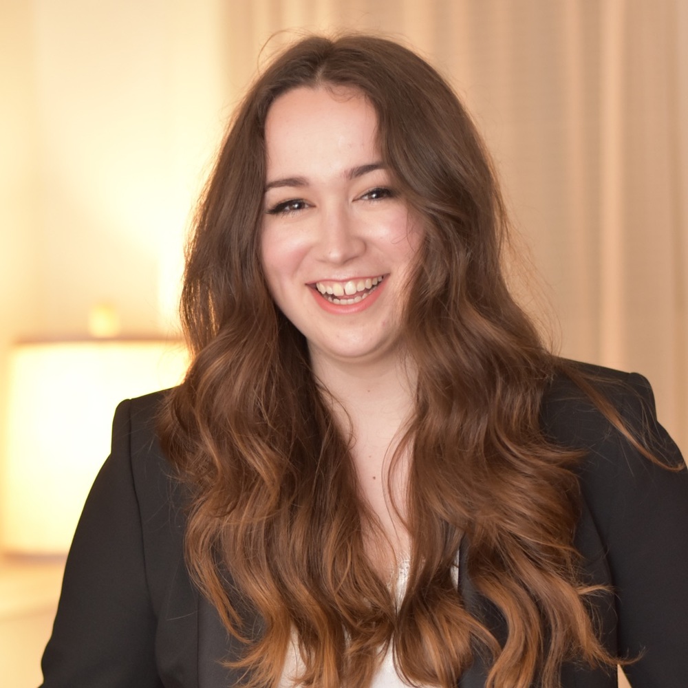 Meet your Posher, Madeline